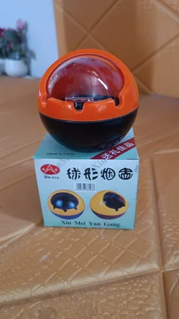 Ball Ashtray with Lid – Windproof Portable PP Plastic Ashtray