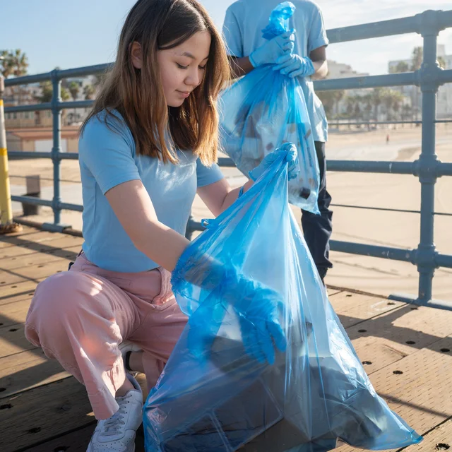Biodegradable Garbage Bags 45x50 cm – Durable Eco-Friendly Rolls