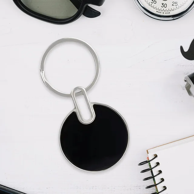 Black Round Metal Keychain – Durable Minimalist Key Organizer