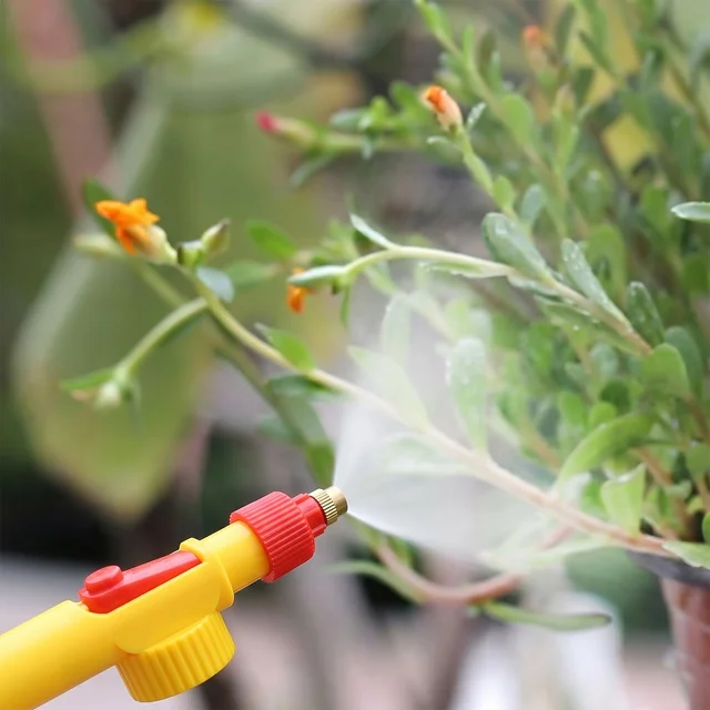 Bottle Sprayer – Adjustable Brass Nozzle for Garden | Grow Garden Tools