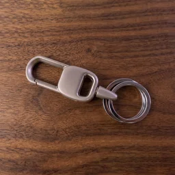 Carabiner Key Holder – Heavy Duty & Secure Metal Clip