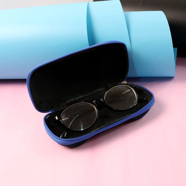Cartoon Car Sunglasses Case – Portable & Protective Eyeglasses Holder