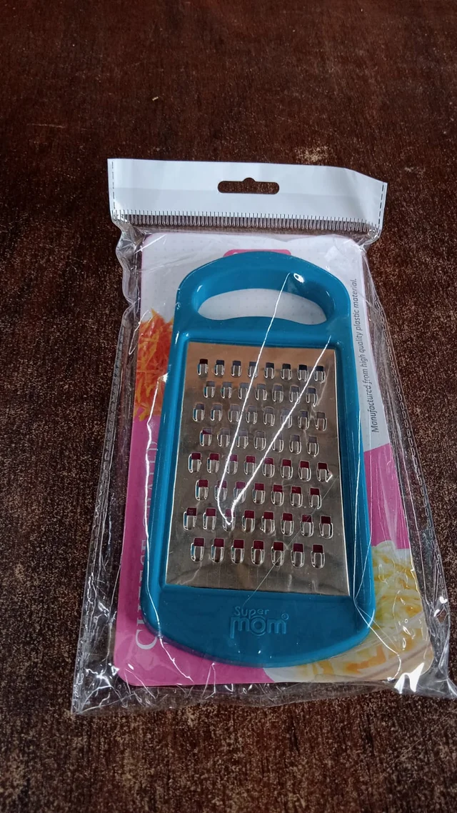Cheese Grater – Sharp Stainless Steel & Ergonomic Handle