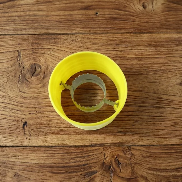 Corn Kernel Stripper – Manual Handheld Tool for Easy De-Kerneling