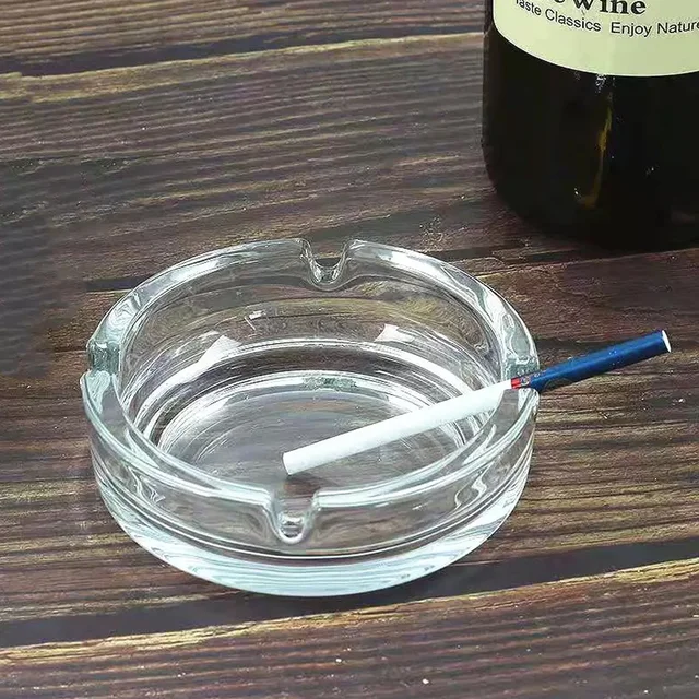 Crystal Glass Ashtray – Elegant Round Cigar & Cigarette Decor | Styleva