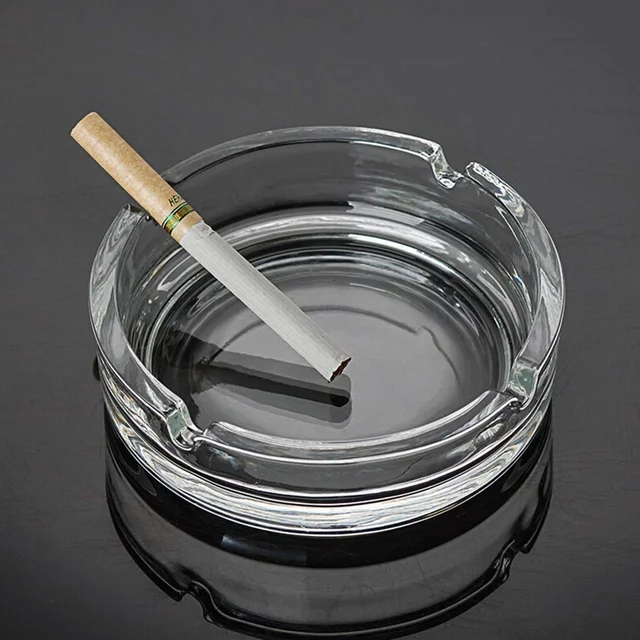 Crystal Glass Ashtray – Elegant Round Cigar & Cigarette Decor | Styleva