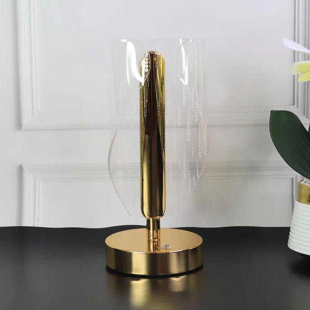 Crystal LED Table Lamp – Elegant Modern Bedside Lighting