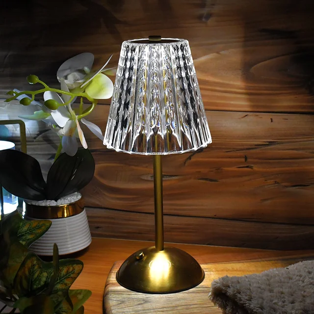 Crystal Table Lamp – Elegant Shade with USB Charging