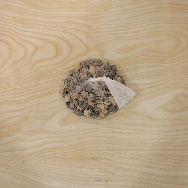Decorative Natural Pebbles – Smooth River Stones for Home & Garden