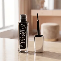 Deep Black Matte Eyeliner – Smudge Proof, Long Lasting