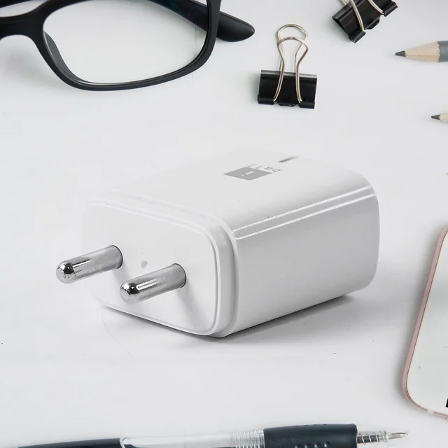 Dual USB Wall Charger 5V/3.1A – Fast & Compact Power Adapter