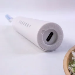 Electric Toothbrush – Rechargeable with 3 Extra Replacement Heads