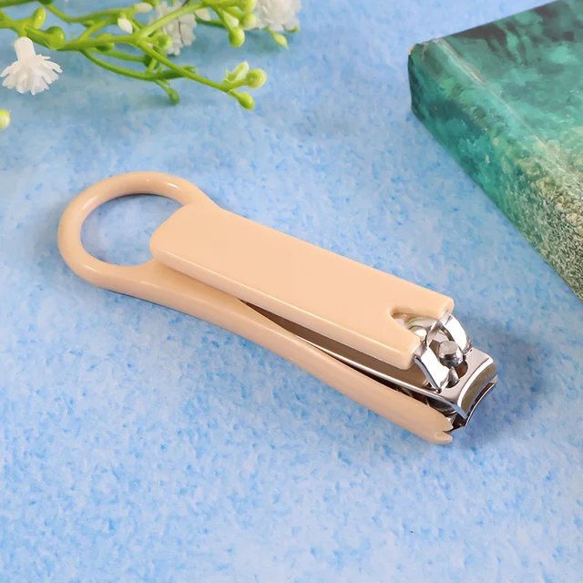 Ergonomic Ring-Handle Nail Clipper – Precise & Comfortable Trimming