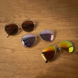 Fashion Sunglasses – Trendy Metal Frame with Mirrored Lenses