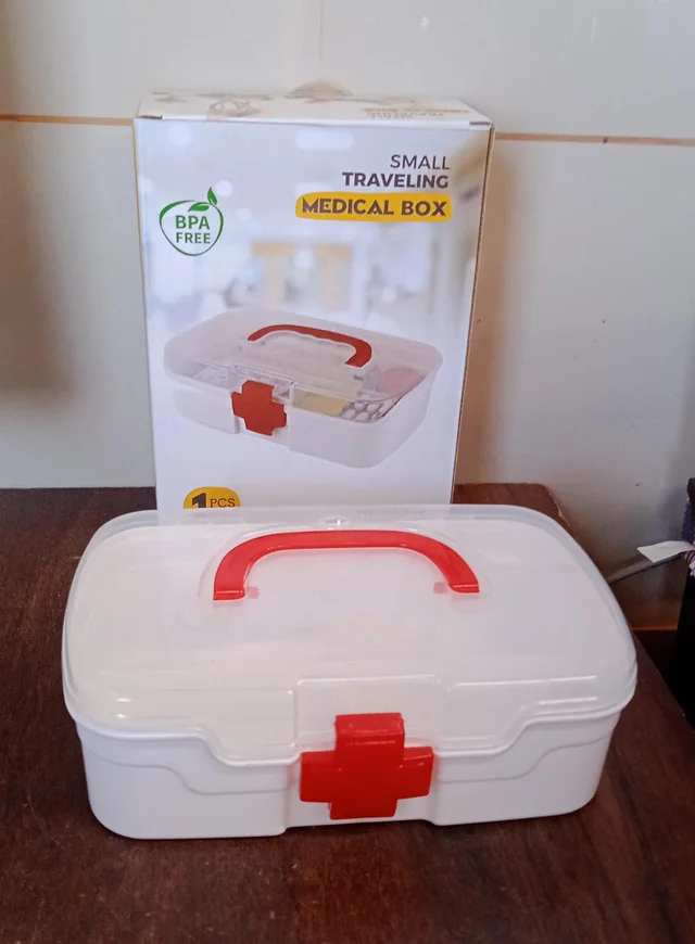 First Aid Box – 3-Compartment Portable Medicine Kit | Organivo