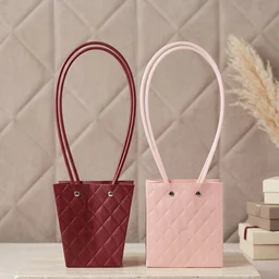 Foldable Flower Packaging Bag – Elegant & Water-Resistant Design