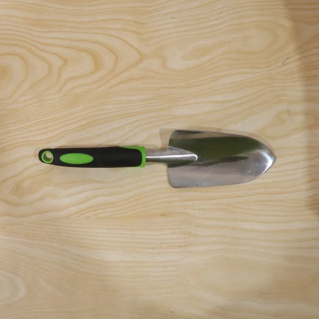 Garden Hand Trowel – Ergonomic Steel Blade for Easy Digging