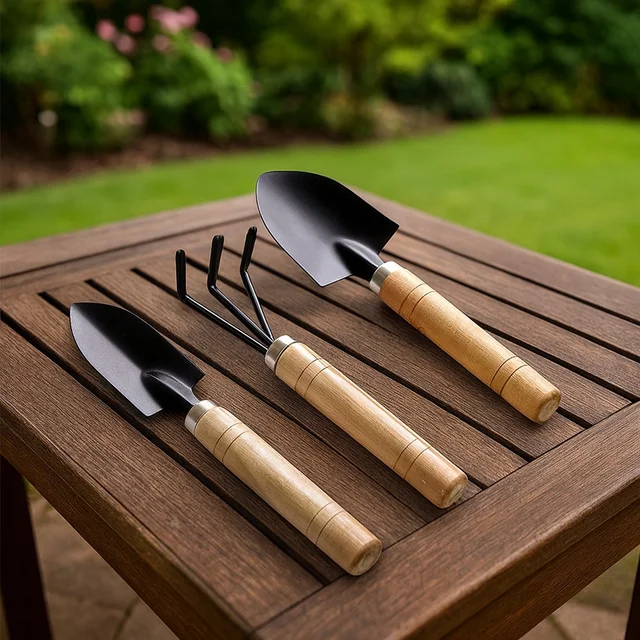 Garden Tool Kit – Durable 3-Piece Set with Wooden Handles