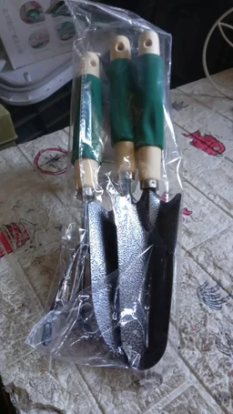 Gardening Tool Set – Heavy-Duty 3-Pc with Wooden Handles | XcelCraft