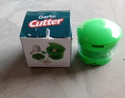 Garlic Crusher – Manual Mincer & Chopper for Kitchen | Quickslice
