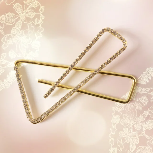 Golden Crystal Triangle Saree Safety Pin – Elegant Fabric Brooch