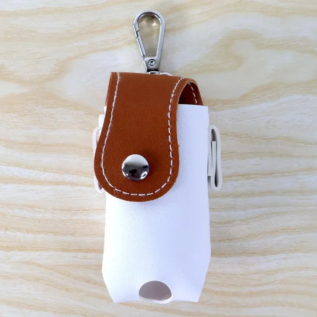 Golf Tees Holder with Carabiner – Compact & Convenient Pouch