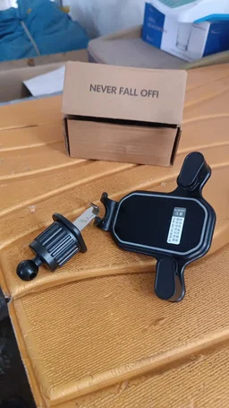 Gravity Car Phone Holder – Secure Auto-Clamping Mount