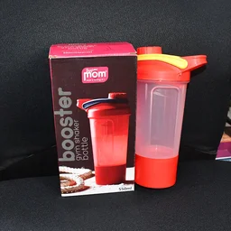 Gym Shaker Bottle 550ml – Leak-Proof with Mixing Ball