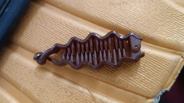 Hair Claw Clips – Strong Non-Slip Plastic Clip for Women