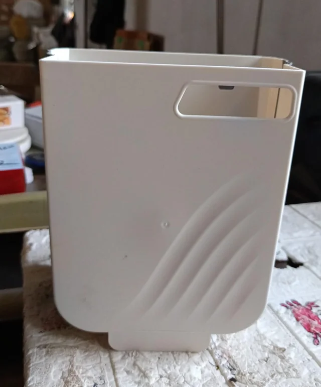 Hanging Trash Can – Collapsible & Portable | Velvet Wheels