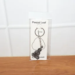 Hanuman Ji Sitting Pose Metal Keychain – Durable Spiritual Key Ring