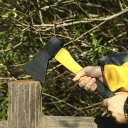 Hatchet Axe – Fiberglass Handle Wood Cutting Tool | Velvet Wipe