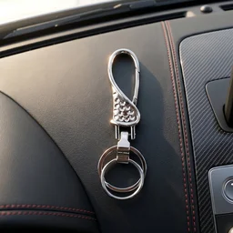 Heavy Duty Metal Key Holder – Durable with Swivel Hook for Everyday Use