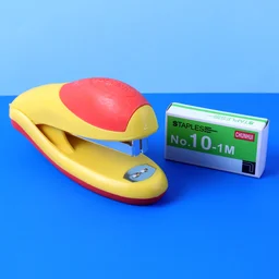 Heavy-Duty Desktop Stapler – Ergonomic Grip for Comfortable Use