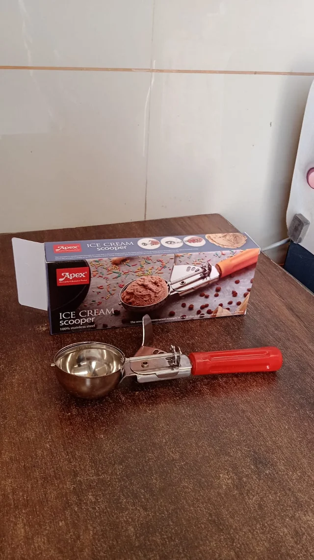 Ice Cream Scoop 70 ML – Stainless Steel Head with Ergonomic Handle