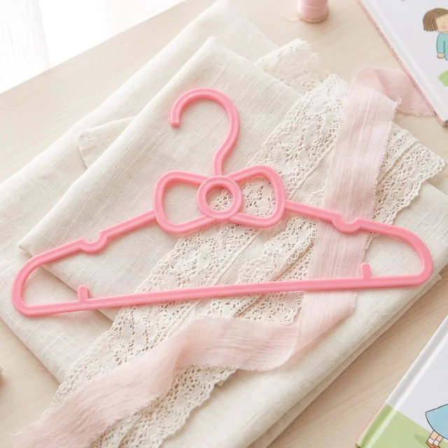 Kids Plastic Clothes Hangers Set, Cute Baby Wardrobe Hangers (10 Pcs Set)