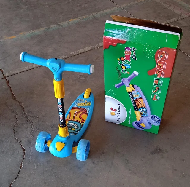 Kids Scooter – Foldable Steel Frame with Adjustable Height