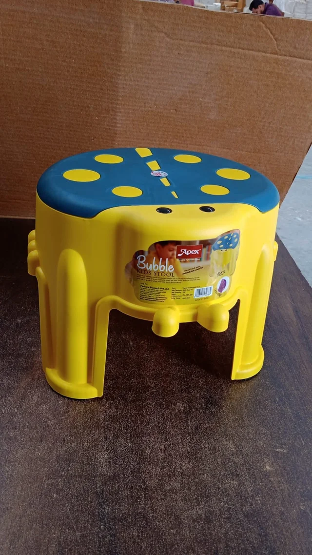 Kids Step Stool – Durable Apex Bubble Plastic with Non-Slip Seat
