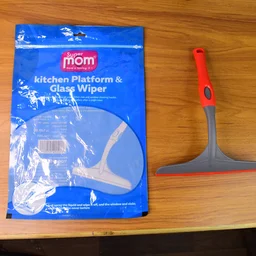 Kitchen & Glass Wiper – Streak-Free Multipurpose Cleaner