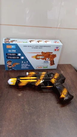 LED Laser Gun Toy – Battery Operated Space Blaster with Lights & Sound