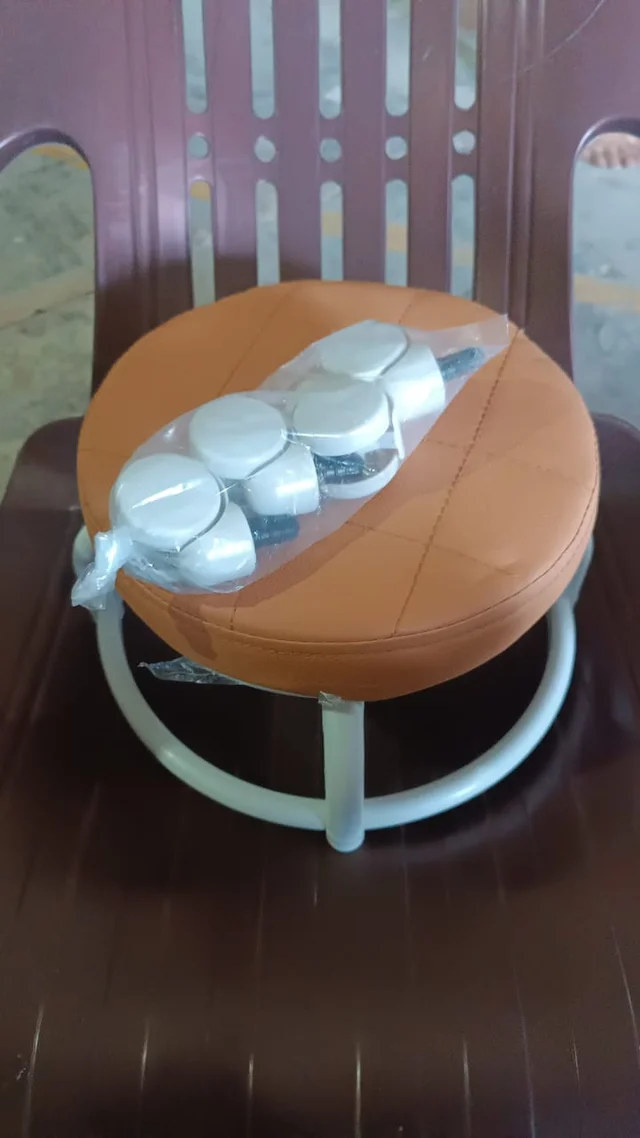Low Height Rolling Stool – Multifunctional Plastic Seat | Storenzo