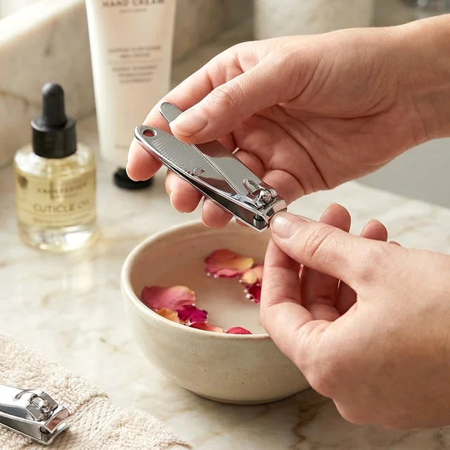 Manicure & Pedicure Grooming Kit – 7-in-1 Stainless Steel Set