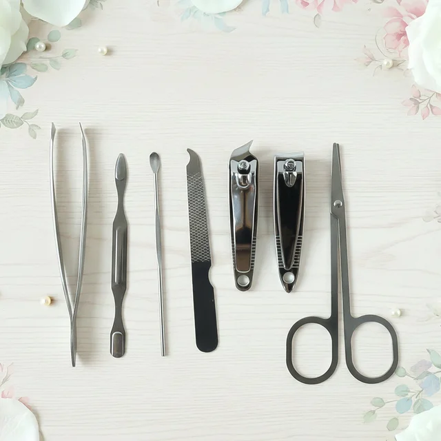 Manicure & Pedicure Grooming Kit – 7-in-1 Stainless Steel Set