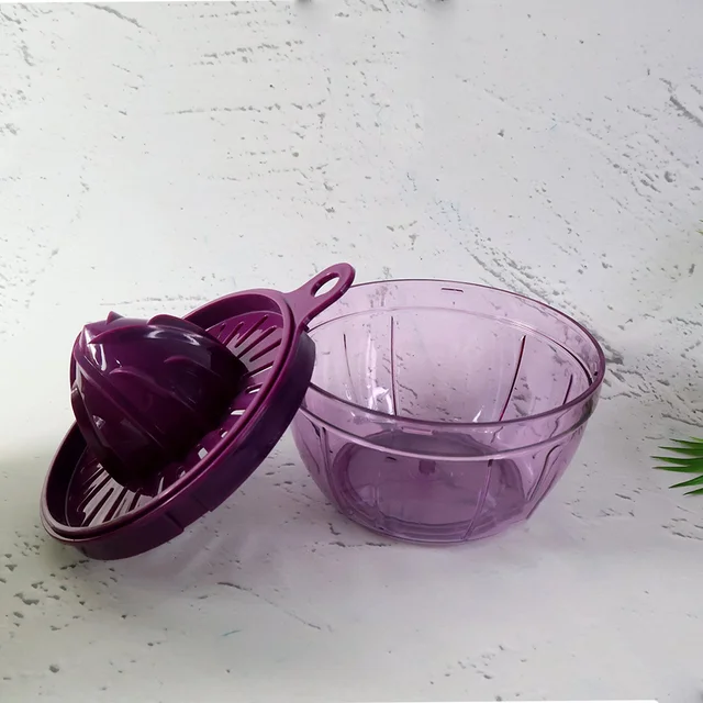 Manual Citrus Juicer 650ml – Seed Filter & Durable Plastic