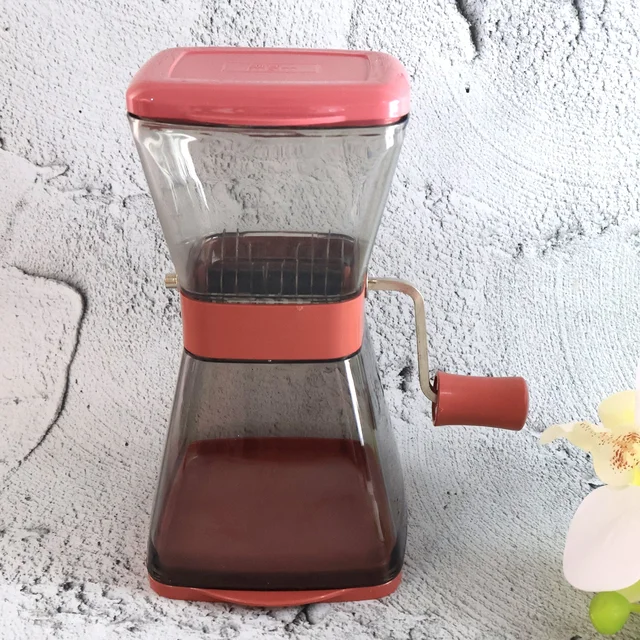 Manual Vegetable Cutter – Sharp Blades & Locking Lid