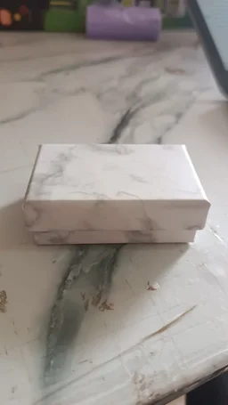 Marble Jewelry Gift Box 8x5 cm – Elegant Velvet Insert