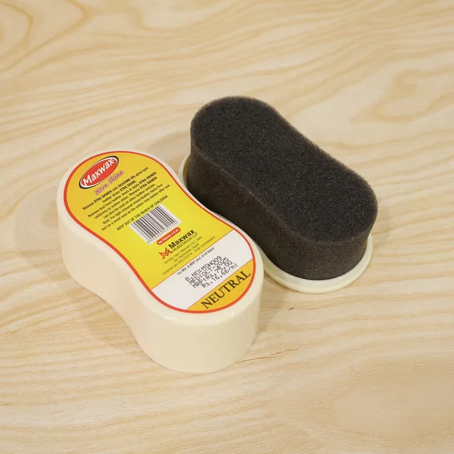 Maxwax Neutral Shoe Shiner – Compact Quick Shine & Care Solution