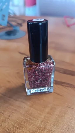 Metallic Rose Glitter Nail Paint – Sparkling Long-Lasting Shine