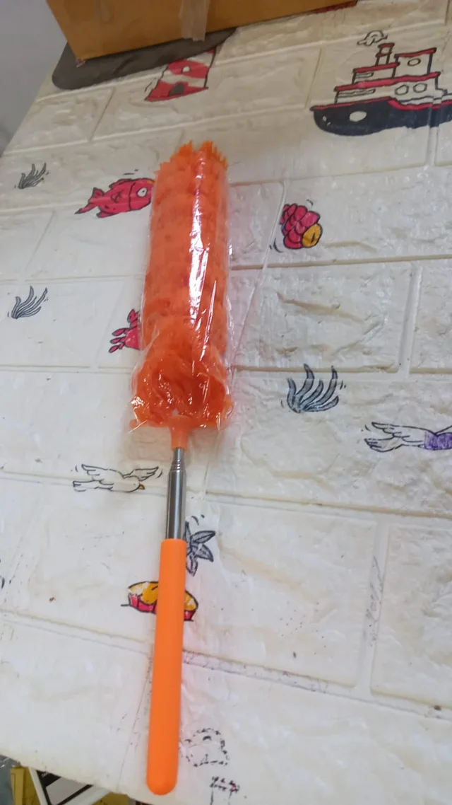 Microfiber Duster – Extendable & Washable Cleaning Tool | Velvet Wipe