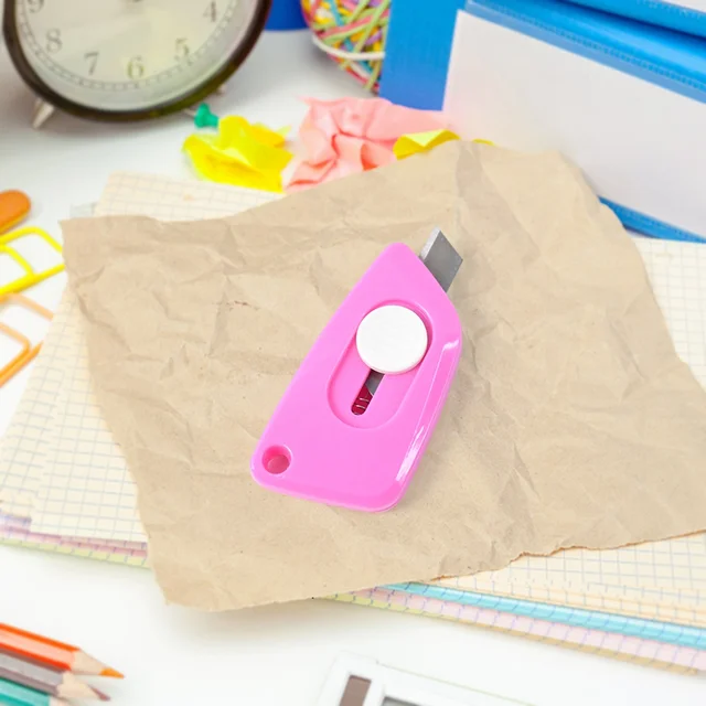 Mini Cloud Cutter Retractable Utility Knife – Compact & Safe Use